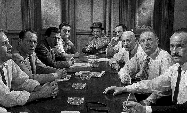 لماذا نصدر الأحكام المسبقة قراءة في فيلم 12 Angry Men